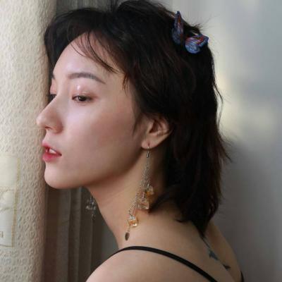 15张超飒霸气个性女生头像合集