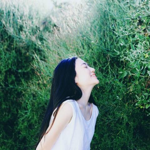 21张高清小清新风格女生唯美头像合集
