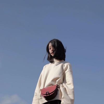 27张高清时尚清新女生头像 个性氛围感拉满