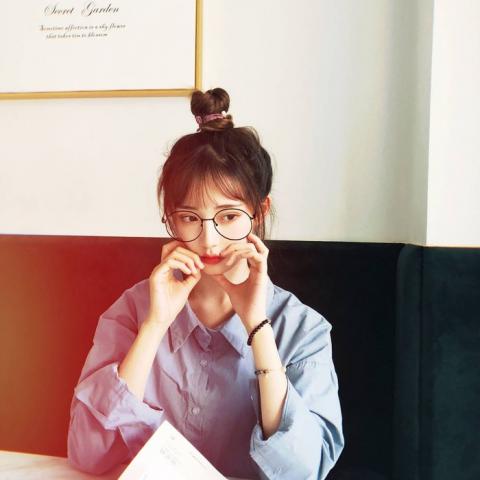 24张高清可爱美女网图头像 氛围感拉满