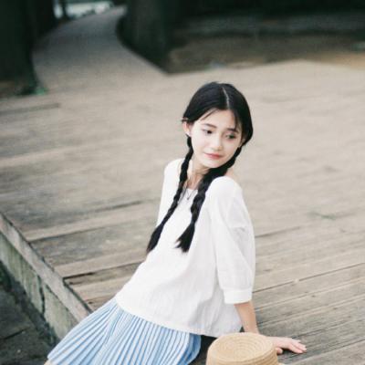 23张清新治愈的女生唯美头像合集