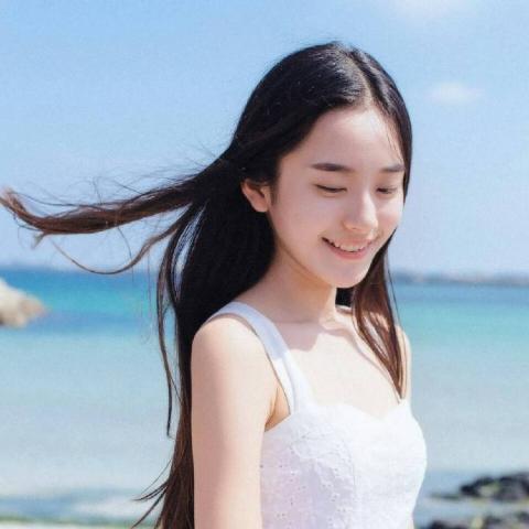 21张高清小清新风格女生唯美头像合集