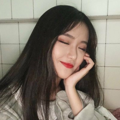 35张高清可爱清纯女生头像 真人妹子头像合集