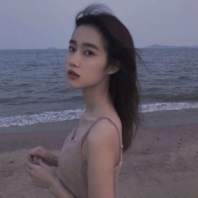 34张高清浅蓝色女生头像 温柔氛围感拉满