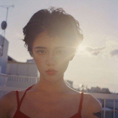 34张高清女生高冷伤感微信头像 快换上你的专属头像