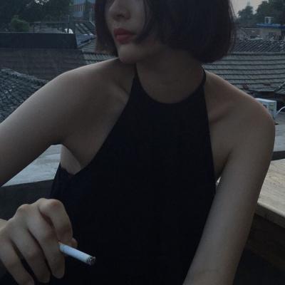 23张高清气质女神头像 高贵氛围感拉满