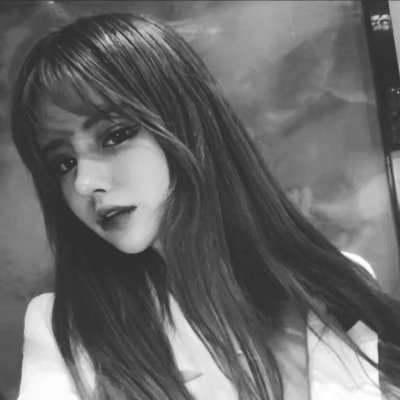 21张高清黑白女王范头像 又冷又飒超有气场