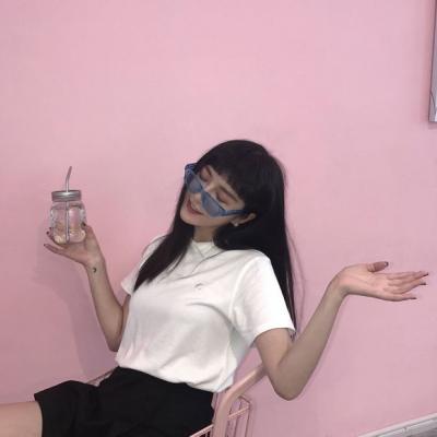 27张高清搞怪可爱QQ女生头像 氛围感拉满