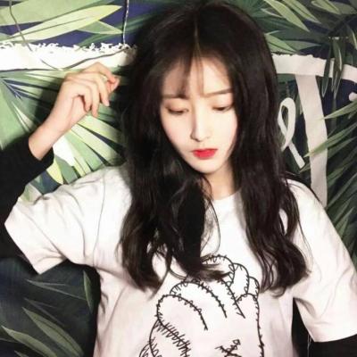 34张高清清纯学院风女生QQ头像合集