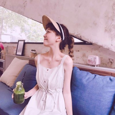 22张高清时尚个性女生头像合集 好看的漂亮女头像大全