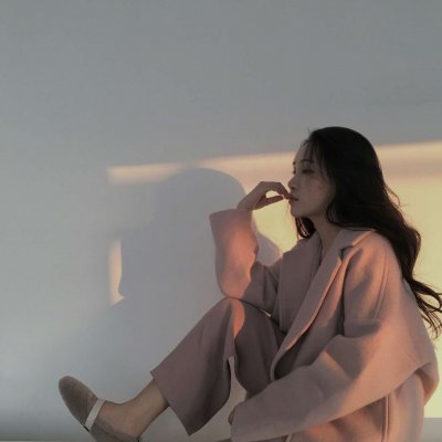 24张高清韩系时尚女生头像 氛围感拉满