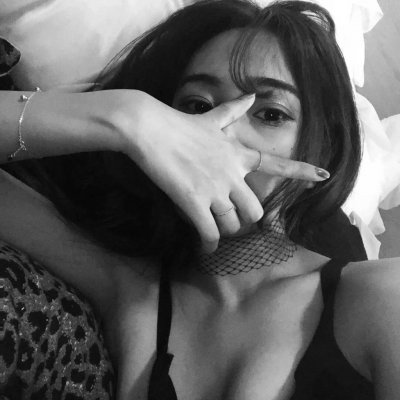 36张高清高冷孤傲黑白女生头像合集