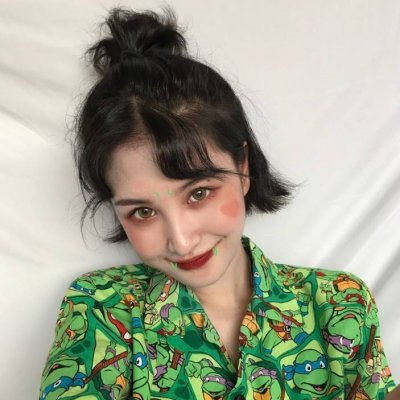 36张高清绿色系女生头像 个性又好看