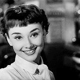 奥黛丽·赫本的优雅永不过时