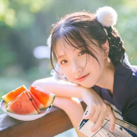 21张高清小清新风格女生唯美头像合集