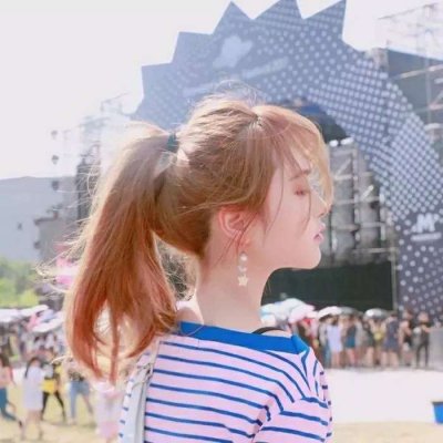 18张高清长发清纯女生头像 氛围感拉满的唯美头像合集