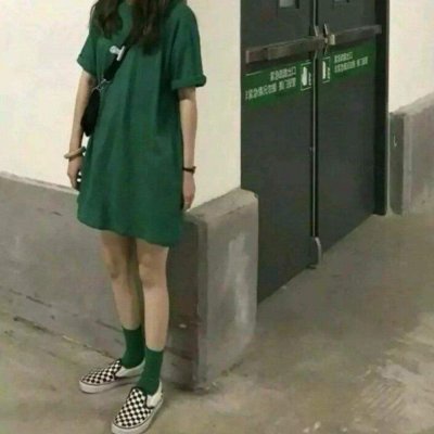 8张超绝不露脸绿色系女生头像 高清耐看又有个性