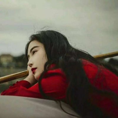 微信红色系女生头像合集 15张高清意境款来啦