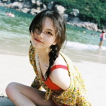 34张高清好看的女生唯美海边QQ头像合集