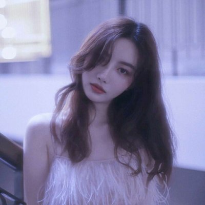 25张高清优雅意境女生头像合集 氛围感拉满