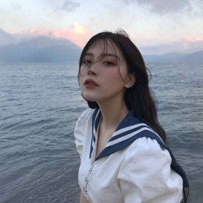 34张高清好看的女生唯美海边QQ头像合集