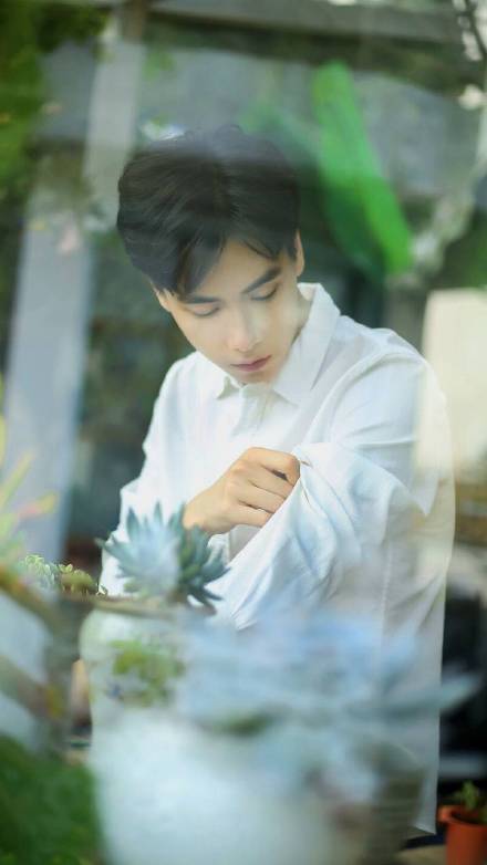 胡一天专属壁纸合集来啦