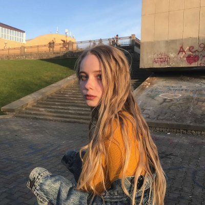 22张适配微博的欧美风女生头像合集