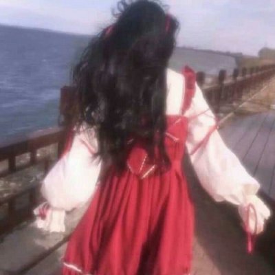 红色系霸气高冷女生头像 32张高清高冷范儿女头合集