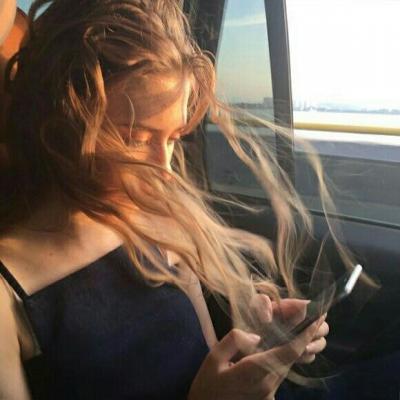 18张高清欧美范个性女生头像 颜值氛围感拉满