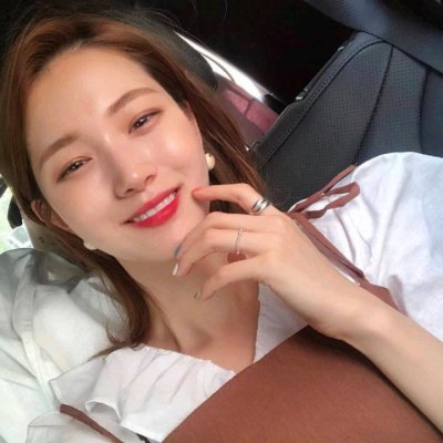 36张高清个性潮风女生头像 氛围感拉满的时尚女头合集