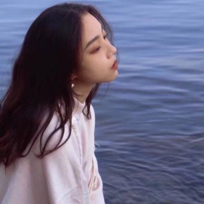 当下超火的时尚潮流女生头像 18张高清图合集