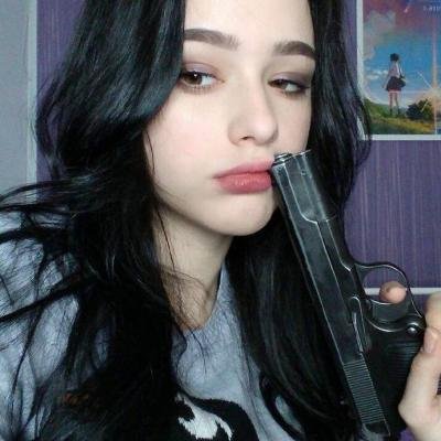 31张高清好看的欧美女生微信头像合集