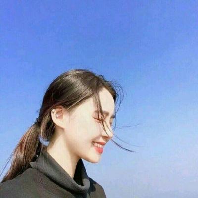 8张高清小清新蓝色系女生头像 氛围感拉满