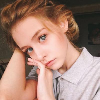 21张高清高冷欧美女生微信头像 氛围感拉满