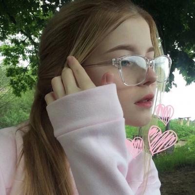 21张高清高冷气质欧美女生头像 氛围感拉满