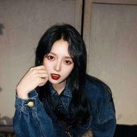 女生失落伤感暗色系头像合集 14张