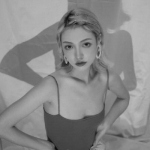 23张高清霸气女生黑白头像 氛围感直接拉满