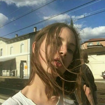 23张高清好看的欧美风女生头像合集