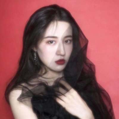 超酷真人黑色系女生头像 25张高清质感图分享