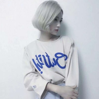 36张高清白色系女生头像 氛围感拉满的唯美头像合集