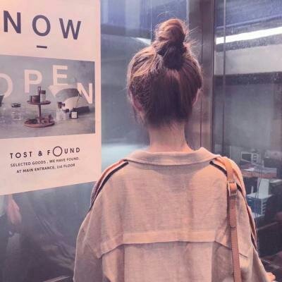 想找潮酷个性女生头像？这17张高清图直接拿捏氛围感