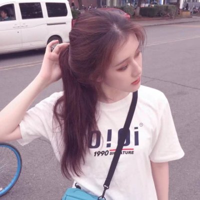 24张高清好看的唯美小清新女生头像