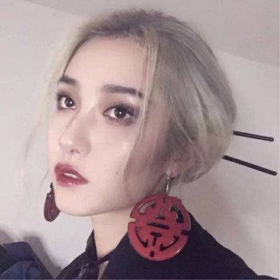 19张高清霸气冷酷女生真人头像 快收藏！