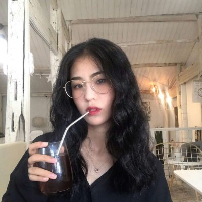 QQ伤感女生颓废头像合集 19张高清时尚素材来啦