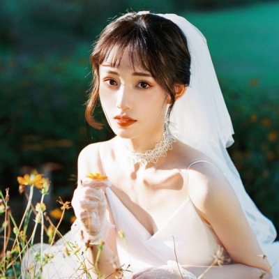 12张高清唯美女生头像 每一张都让人一眼心动