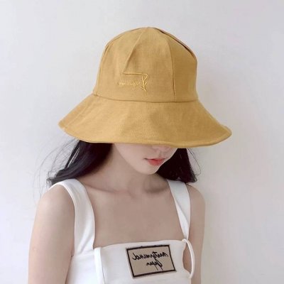 女生戴帽QQ头像合集！34张高清又酷的时尚款头像