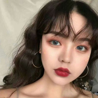 QQ伤感女生颓废头像合集 19张高清时尚素材来啦