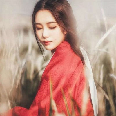 18张高清氛围感拉满的女生古风意境头像