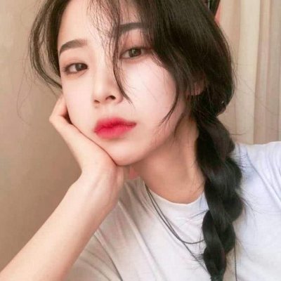 22张高清意境感拉满的女生头像合集