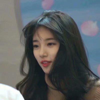 12张高清蓝色系女生头像 氛围感拉满超有意境